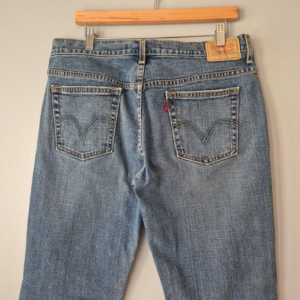 Levis Medium Wash Mid Rise 515 Nouveau Bootcut Denim Jeans Womens 12M Inseam 30 - Picture 5 of 7